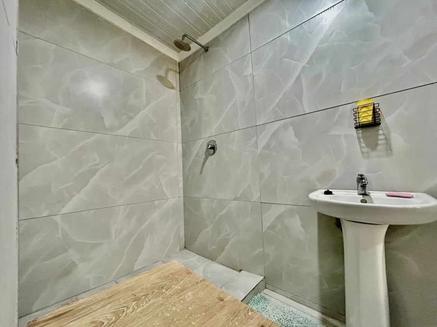 To Let 1 Bedroom Property for Rent in Bodorp North West